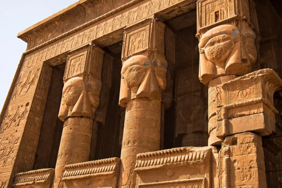 Dendara temple tour
