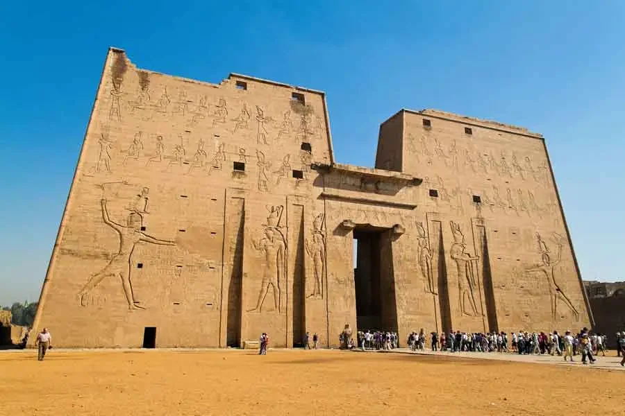 Full day Luxor to Aswan