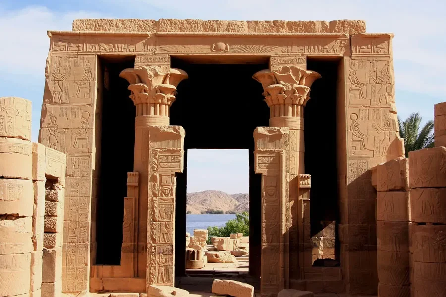 Aswan to Luxor Day Tour: Kom Ombo & Edfu Temples